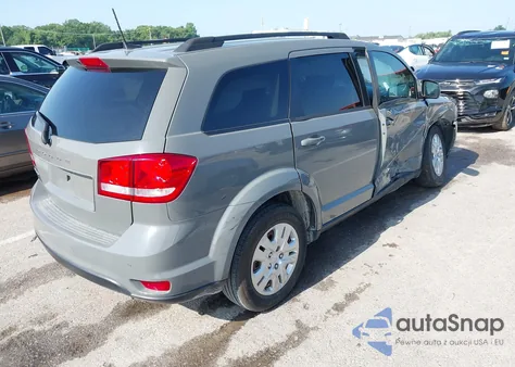 2019 Dodge Journey Se from USA, damaged, VIN 3C4PDCBB4KT779010